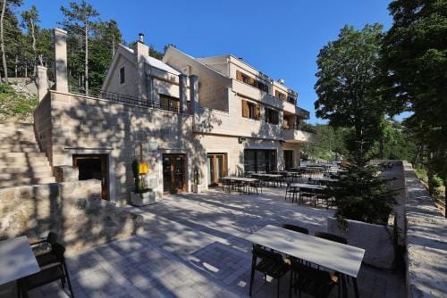 Planinarski dom Vosac Hotel in Makarska