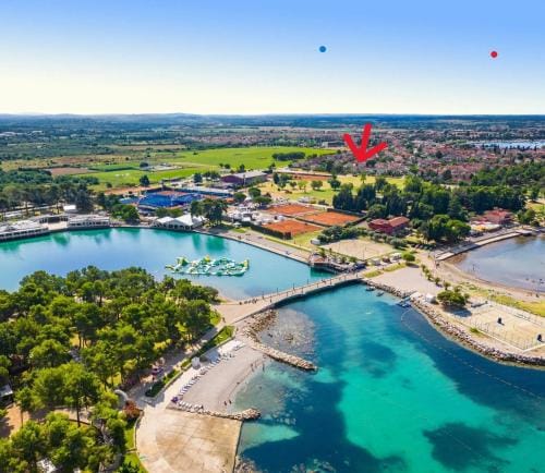 Mari's double bedroom Hotel in Istria County