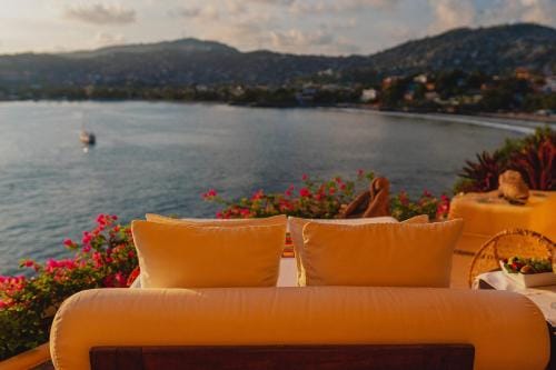 Espuma Hotel - Adults Only Hotel in Zihuatanejo