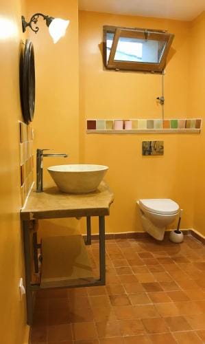 Ahimsa Hotel in Provence-Alpes-Côte d'Azur
