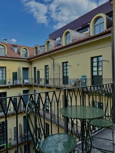 RoomsCarloFeliceStation Hotel in Turin