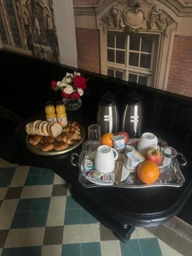 La Suite Fernand Bar Hotel in Béthune