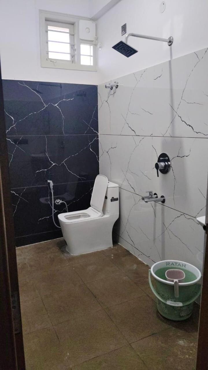 Shree stay in Hotel in Chikmagalur
