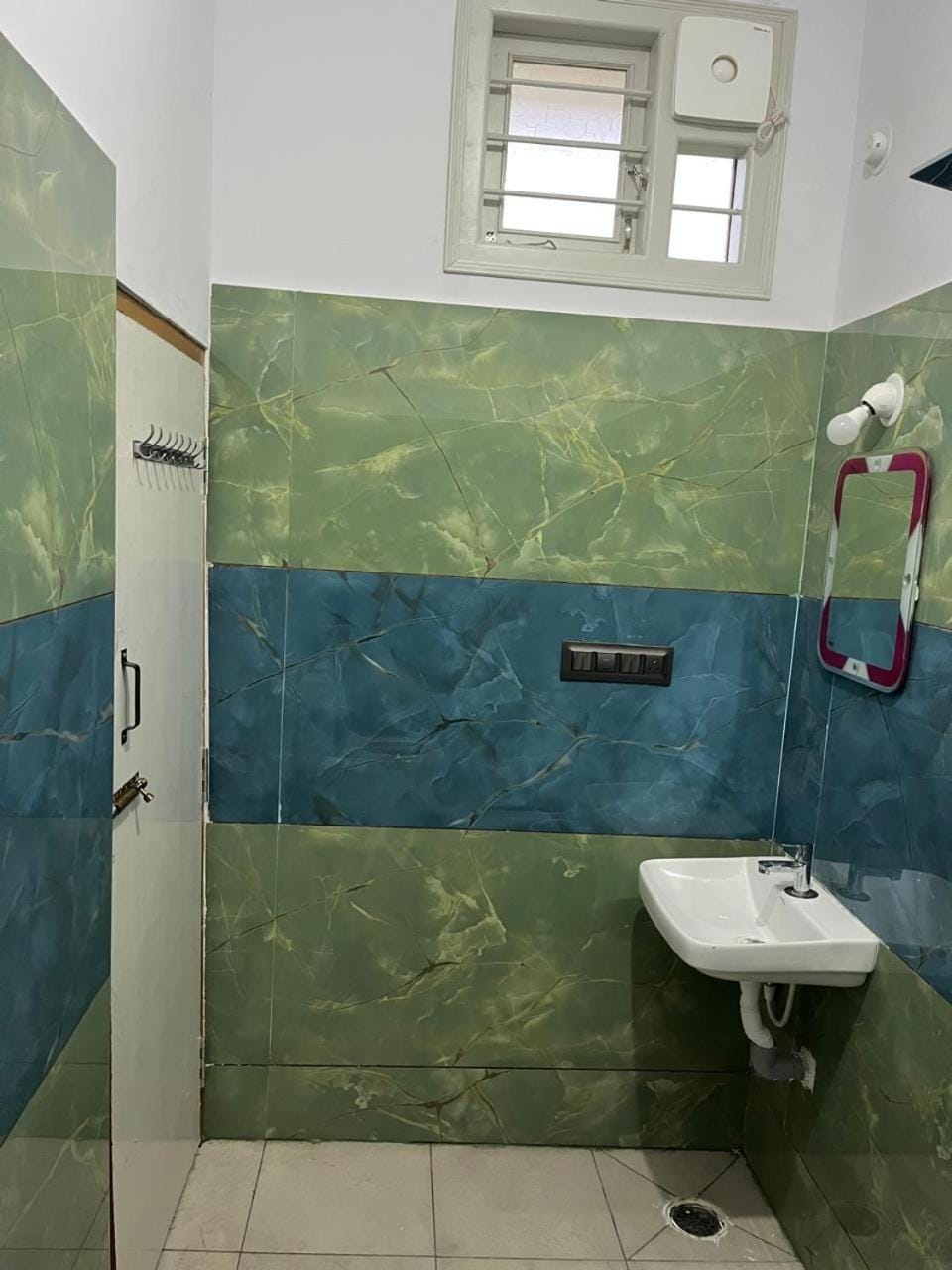 Shree stay in Hotel in Chikmagalur