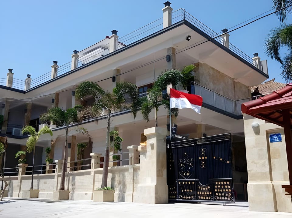 Grand Raka Homestay Hotel in Buleleng