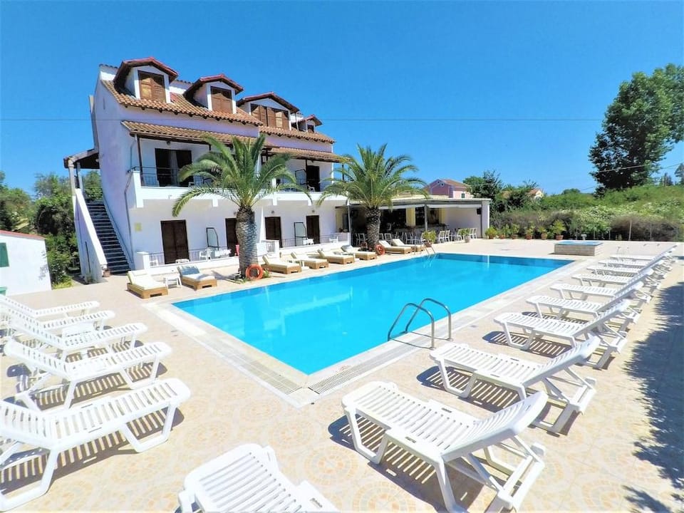 Captain's Studios & Apartments Hotel in Peloponnese, Western Greece and the Ionian