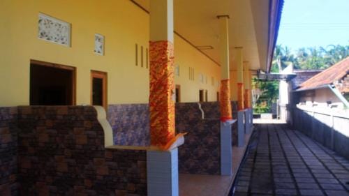 D'Made Guest House Hotel in Bali