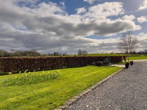 Woodview Lodge Hotel in Meath, Co. Meath, Ireland