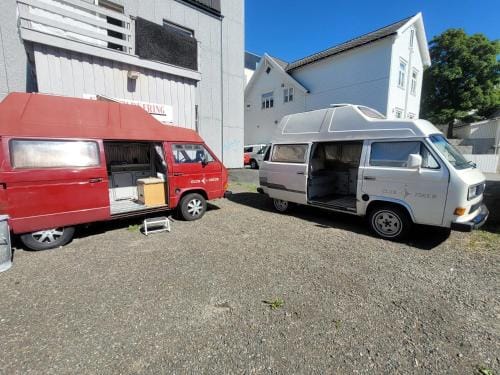 Lofoten Backyard, Super Hi-ace 4X4, Good ONLY! Hotel in Lofoten