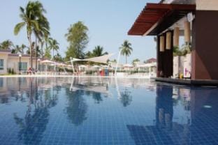 Kantary Beach Hotel Villas and Suites Khao Lak Hotel in Khuekkhak