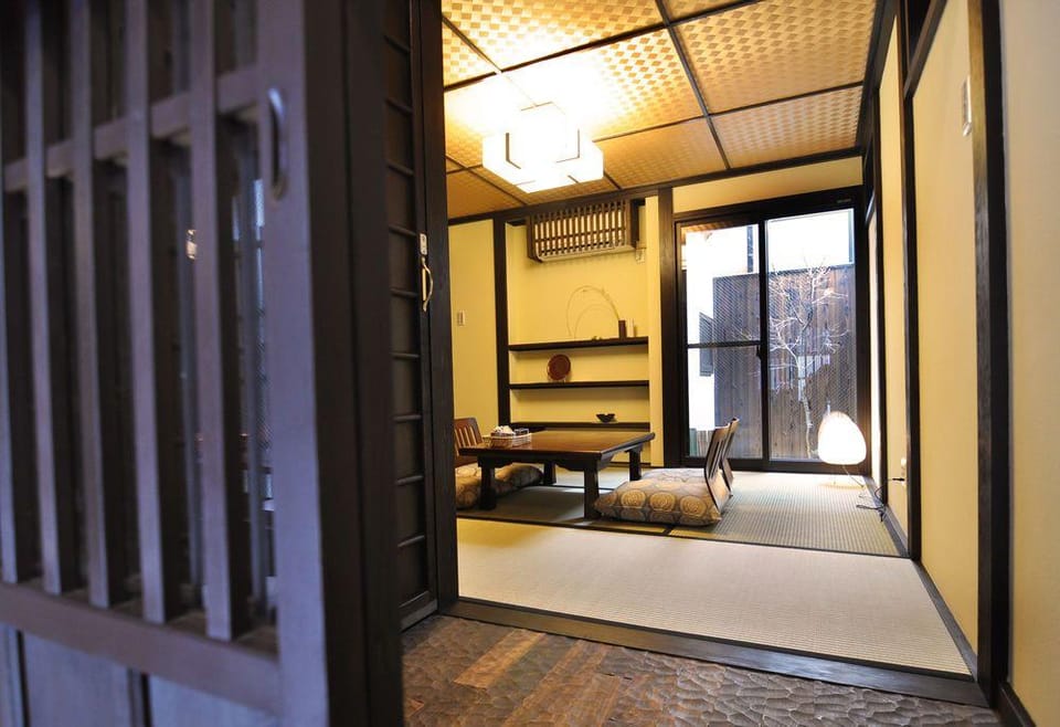 Kikyo-an Cozy Private Machiya Near Jr Nijo Station Hotel in Kyoto