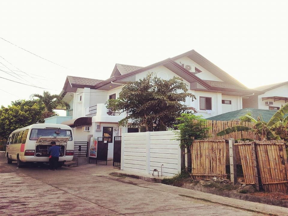 AA Travellers Pad Hotel Inn in Cordillera Administrative Region
