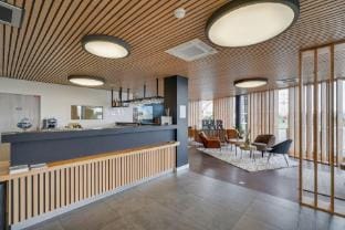 All Suites Appart Hotel Massy Palaiseau Hotel in Massy