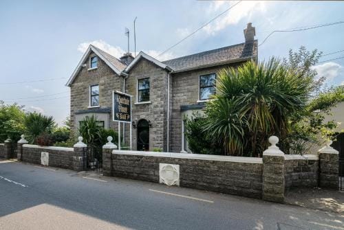 Riverdale House B&B Hotel in Athlone