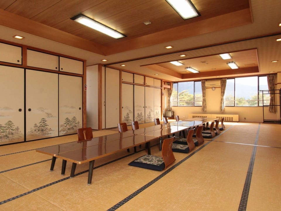 Kokumin Shukusha Enasansou Hotel in Japan