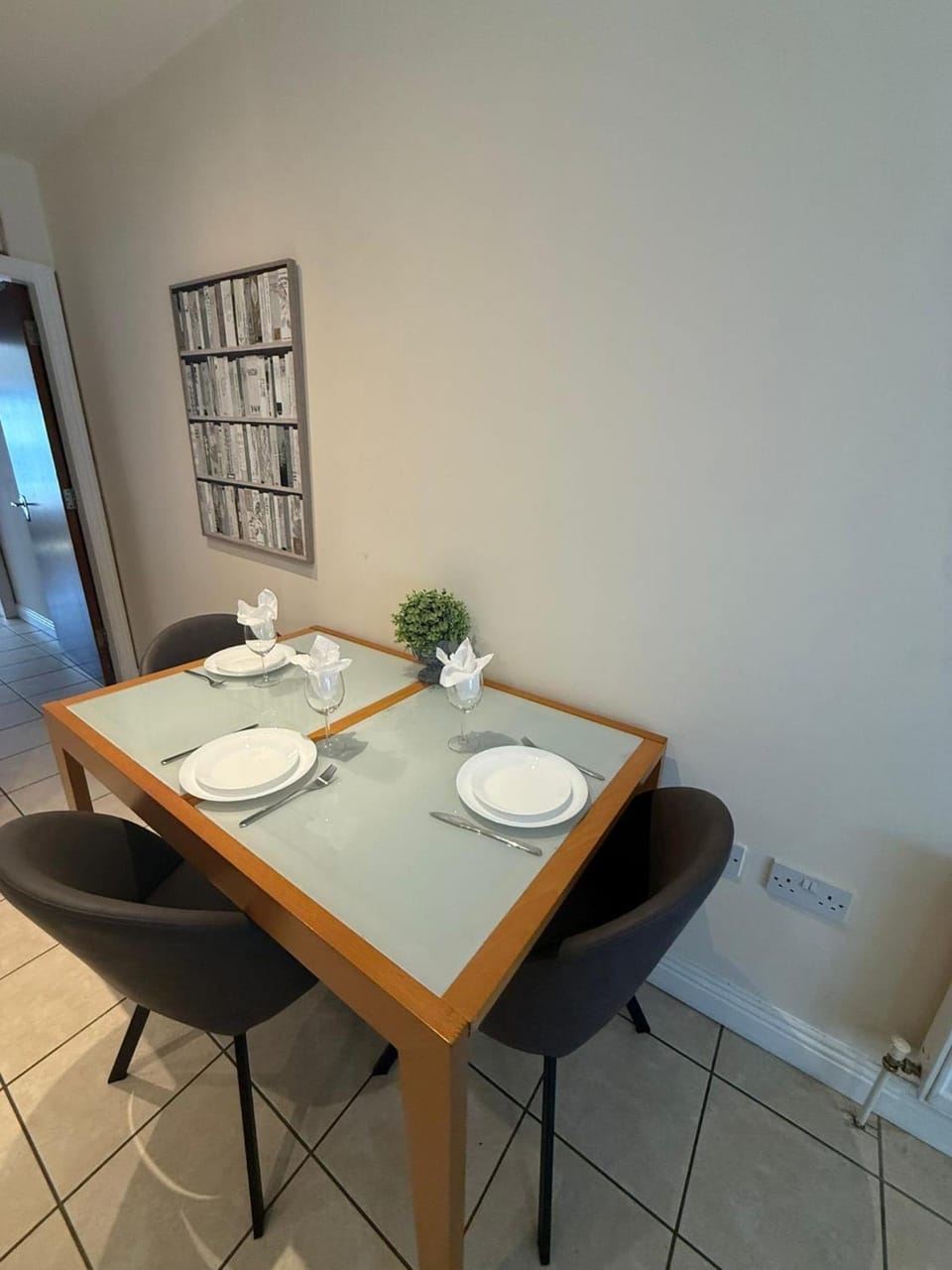 Waterlane Apartments Hotel in Galway