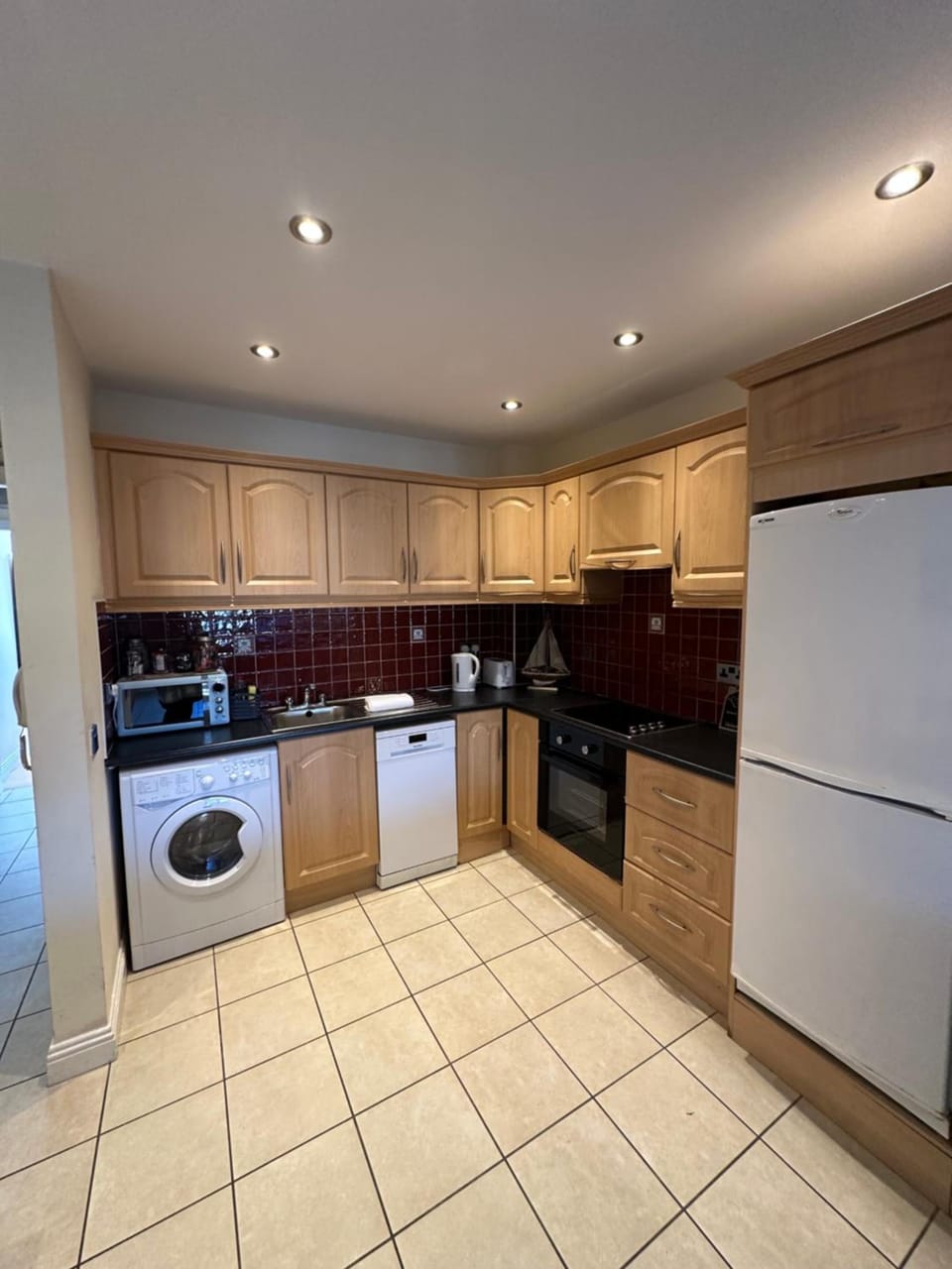 Waterlane Apartments Hotel in Galway