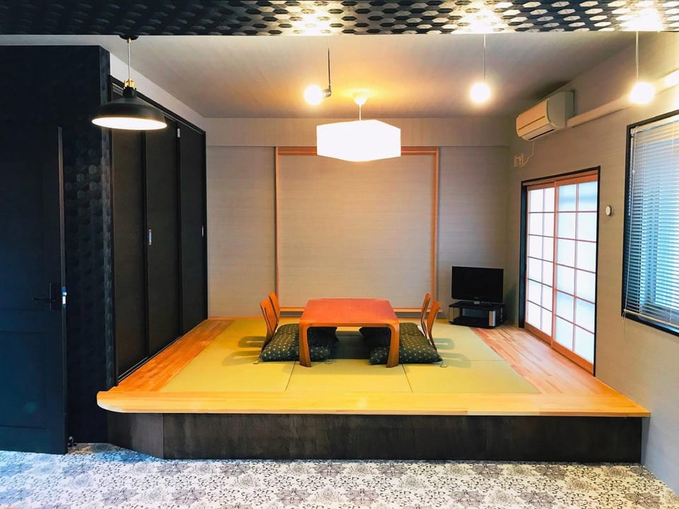 Matsuki Building Seaside Mansion Hotel in Japan