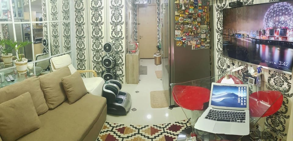 High-Tech Studio @ Grass Residences -2persons only Hotel in Quezon City