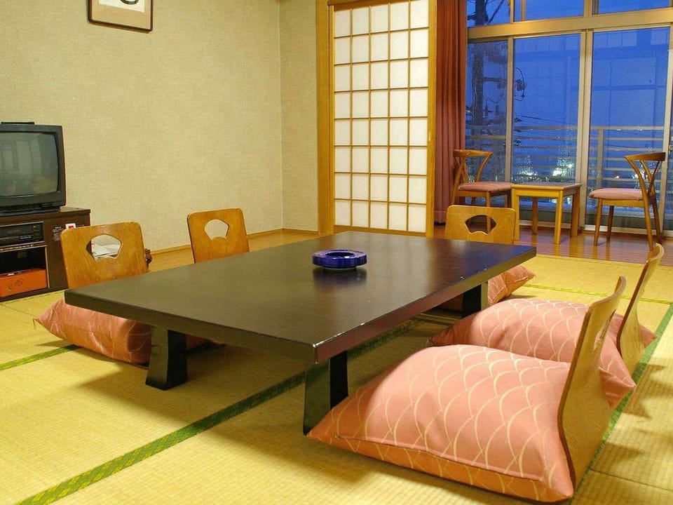 Miyajimakan Nishio Hotel in Aichi Prefecture