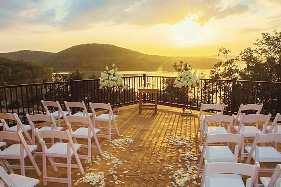 Stonewater Cove Resort in Table Rock Lake