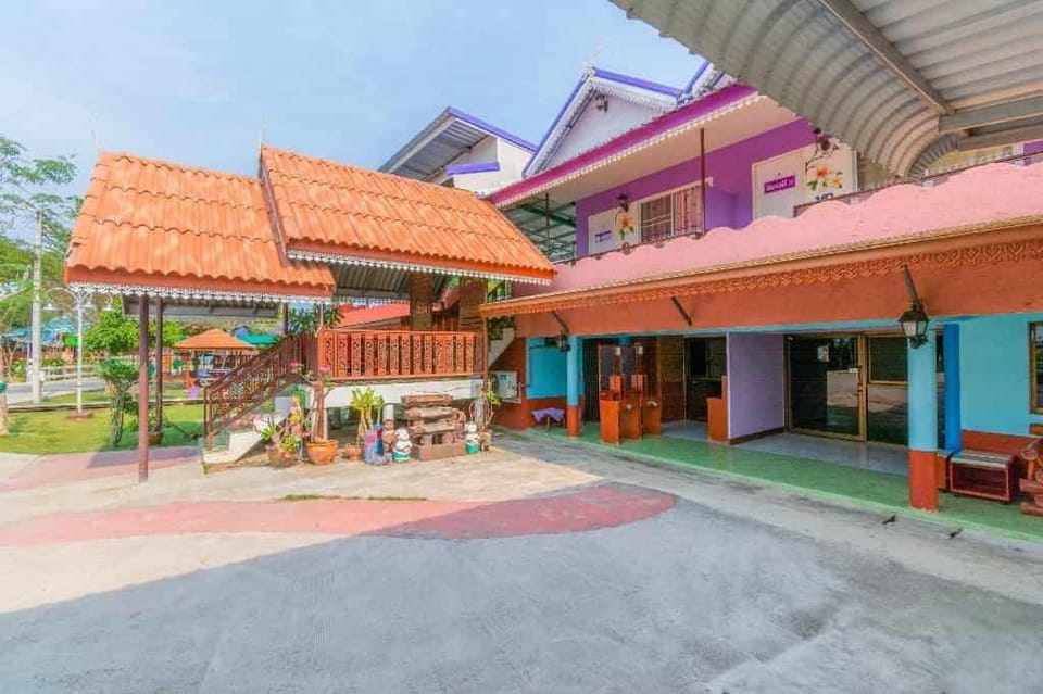 Baandin Resort Phetchaburi Hotel in Thailand