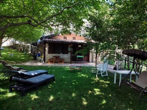 Chalet in montagna con piscina Lodge in Basilicata