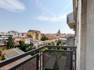 SkyLoft Bergamo - Attico Chic con Panorama Unico Hotel in Bergamo