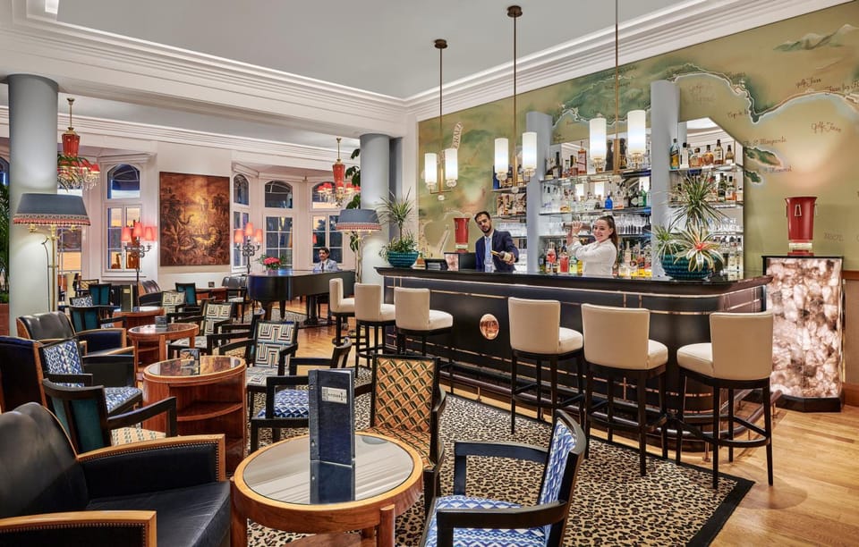 Bar/lounge