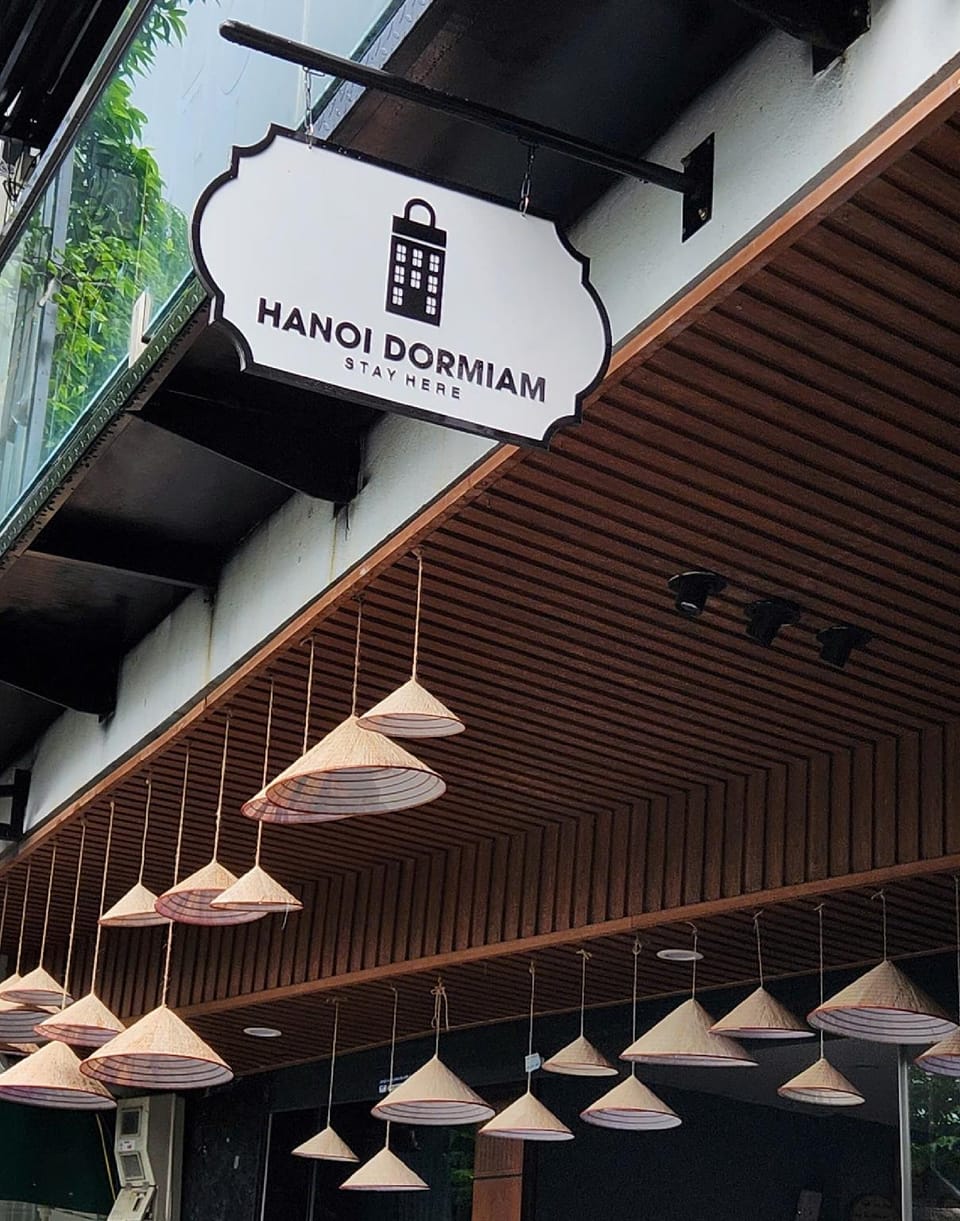 Hanoi Dormiam - Wonderful Sightseeing of West Lake Hostel in Laos