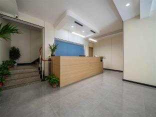 Homeinns·Suzhou Paradise Yangshan Apartment Hualv Hotel Hotel in Suzhou