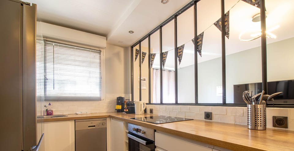 123home- Suite & spa XL Hotel in Chessy
