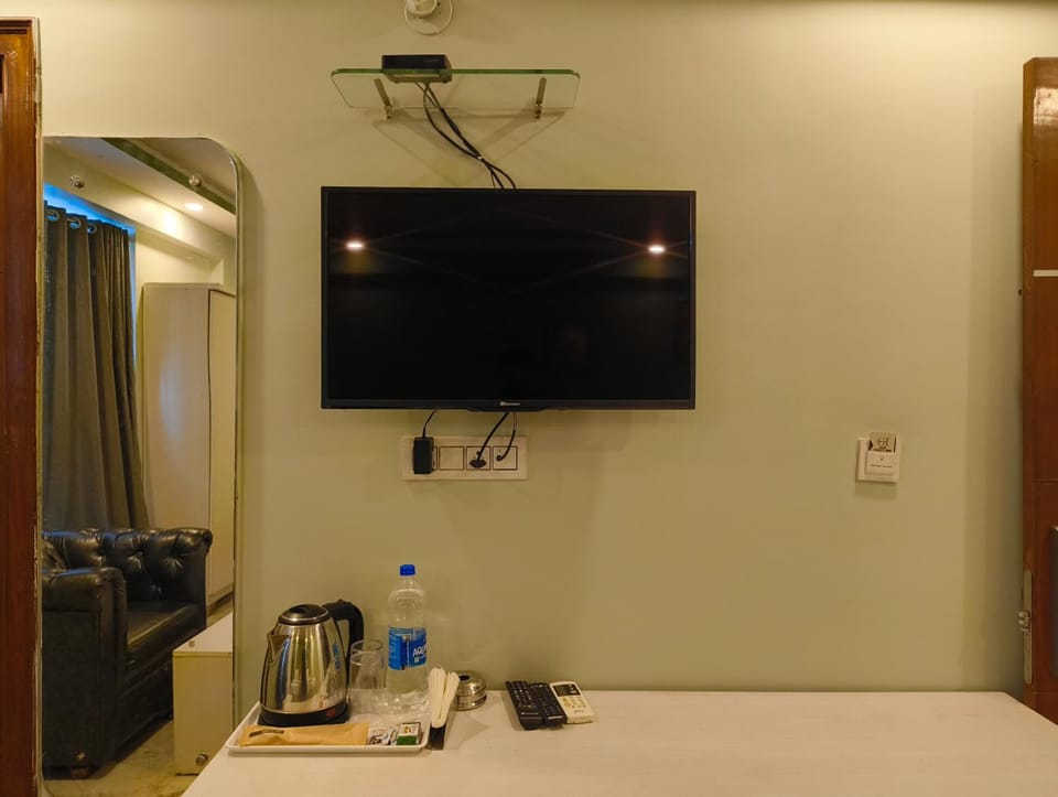 Hotel Cozzy Inn Hotel in Bengaluru
