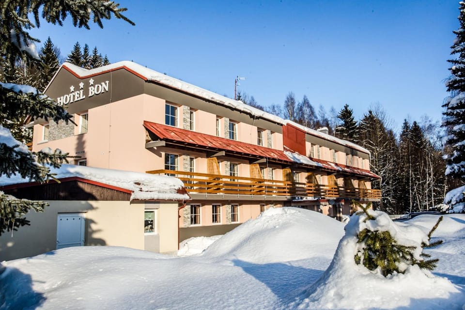 Hotel Bon Hotel in Lower Silesian Voivodeship