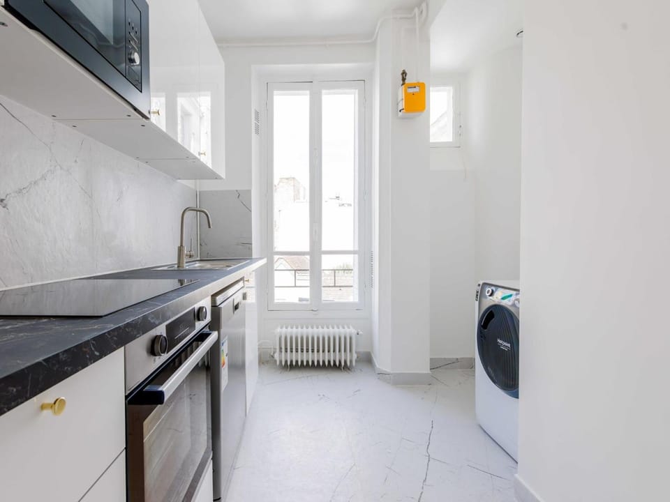 Spacious apartment 3BDR / 8P - Neuilly sur Seine Resort in Paris