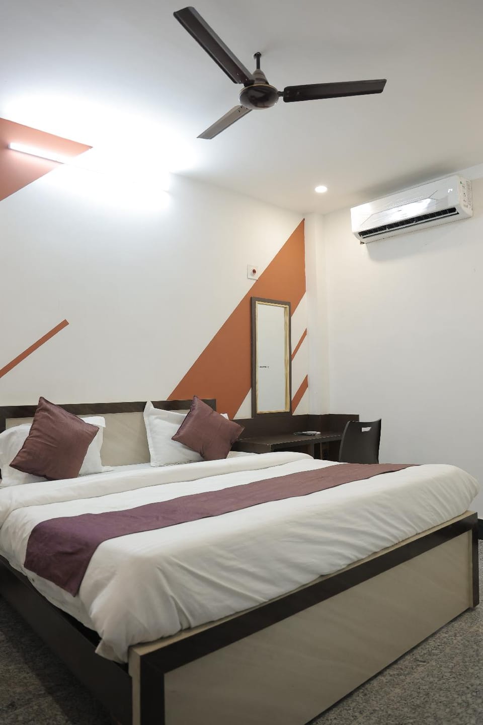 Hotel Moonlight  Hotel in Gujarat