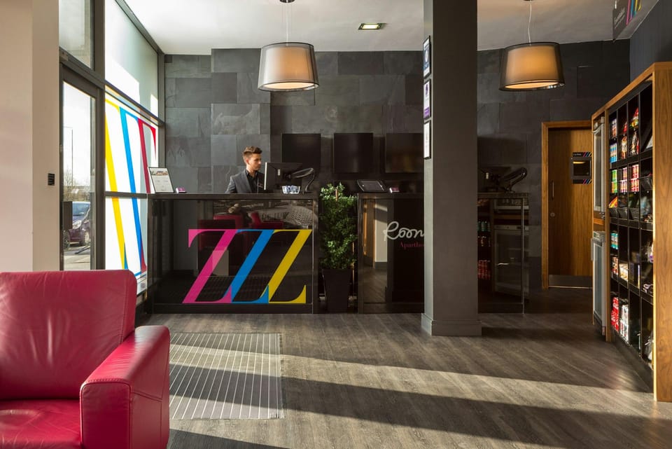 Aparthotel Roomzzz Leeds City West Apartment hotel in Leeds