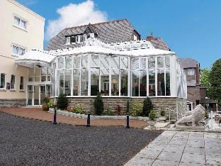 The Diplomat Hotel Restaurant & Spa Hotel in Wales