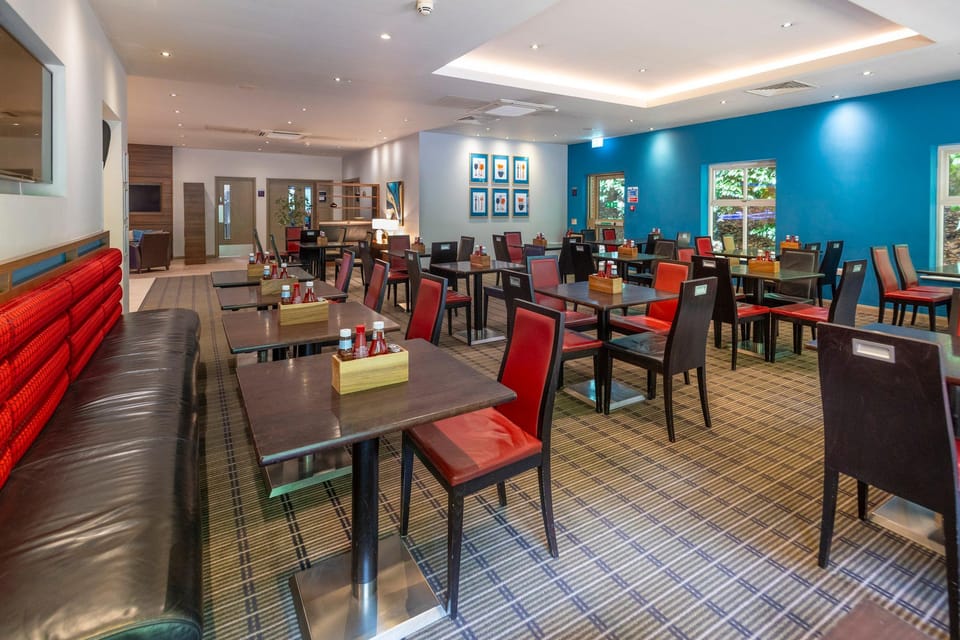 Holiday Inn Express Taunton East By IHG Hotel in Taunton