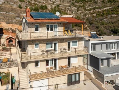 Azra Apartments Hotel in Split-Dalmatia County