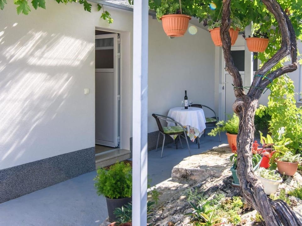 Apartments Beba - peaceful location Hotel in Trogir
