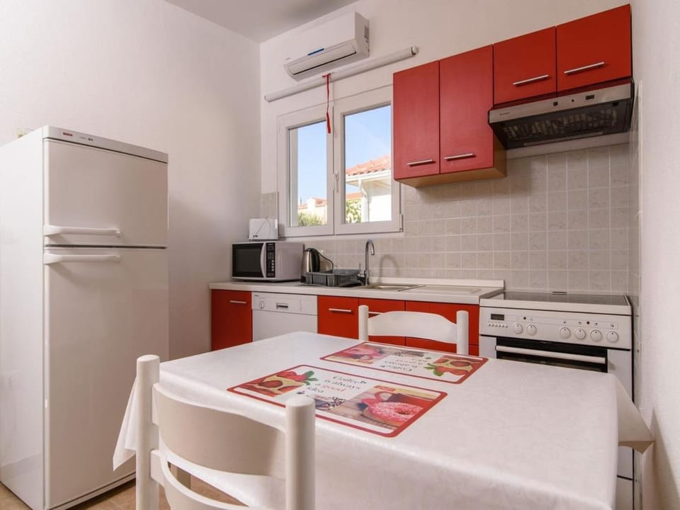 Apartments Beba - peaceful location Hotel in Trogir