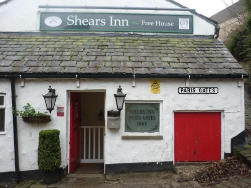 Shears Inn Inn in Calderdale