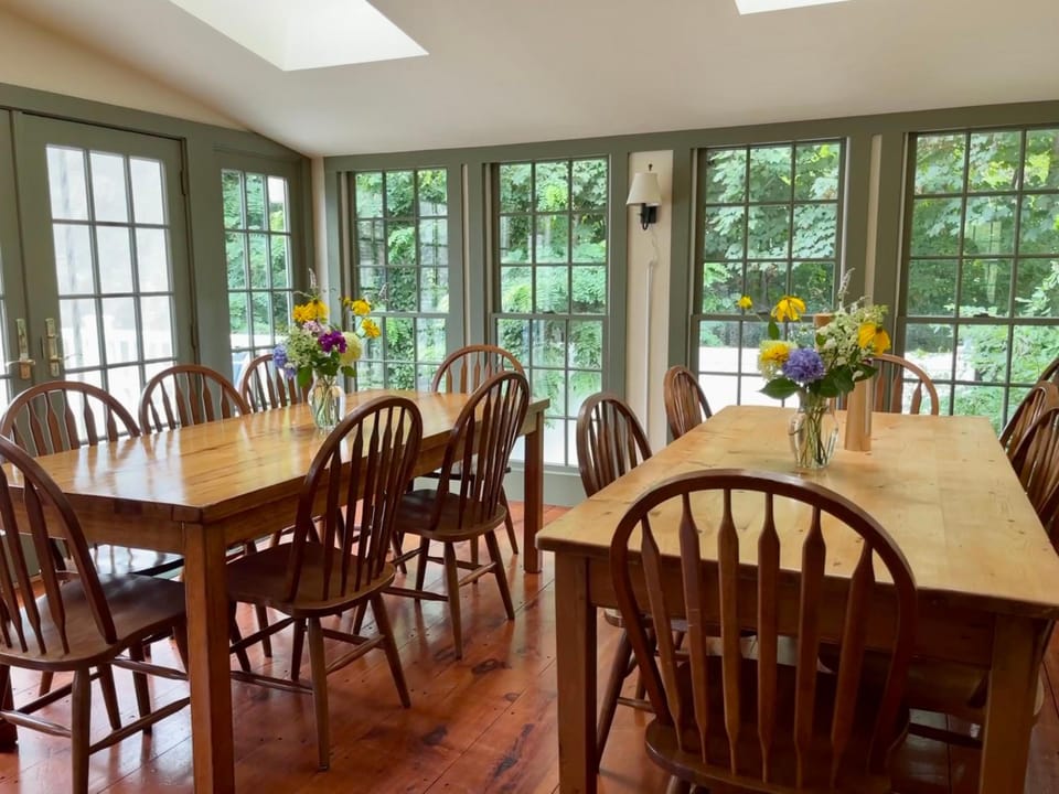 Sea Meadow Inn Inn in Brewster