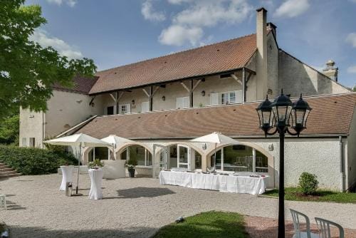 Le Carre Saint Pierre - Chambres d'hotes Hotel in Bourgogne-Franche-Comté