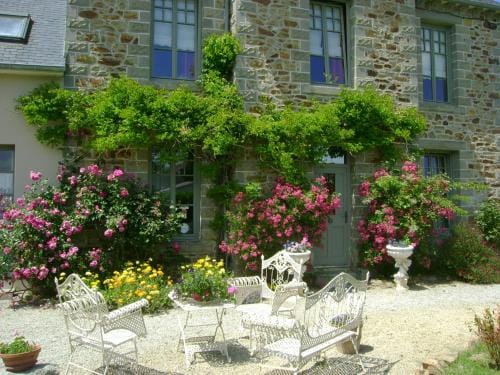 La Porte Ouverte Hotel in Brittany