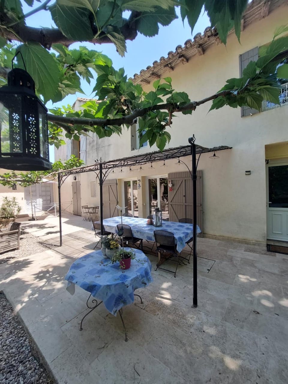 Mas des Cigognes Hotel in Le Thor