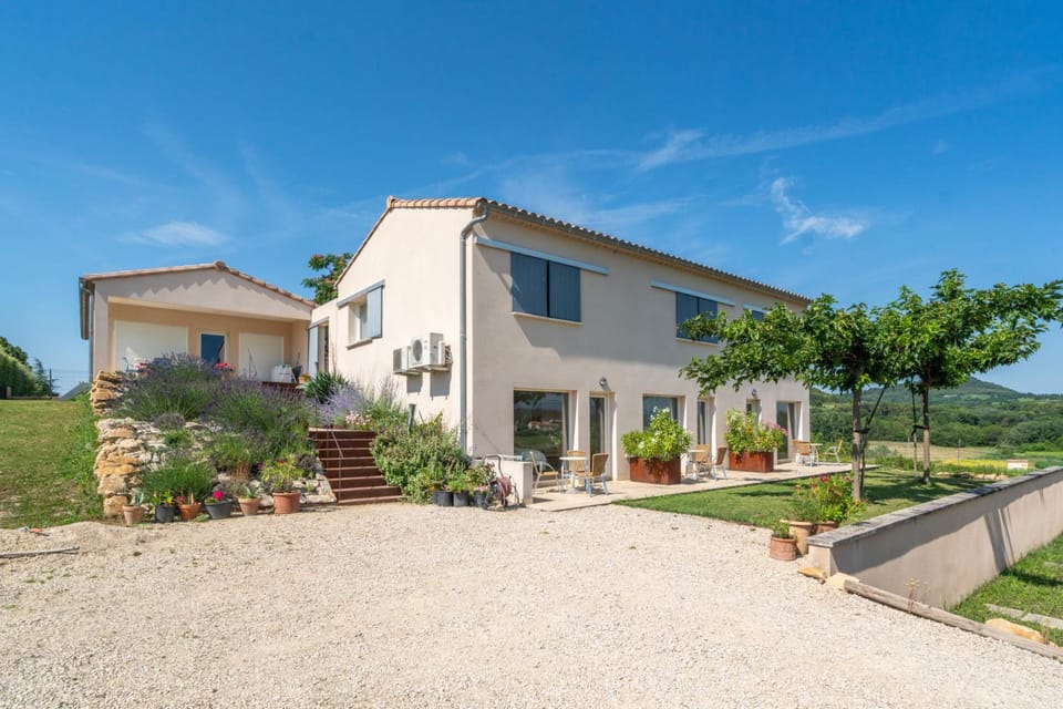 Les Terrasses de Cascavelle Hotel in Mormoiron