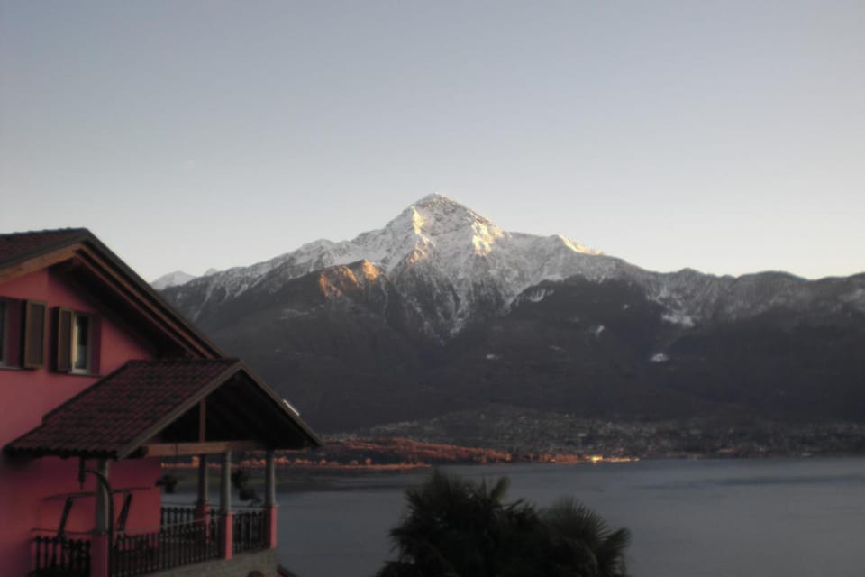 Residence Casa Rosa Hotel in Canton of Grisons