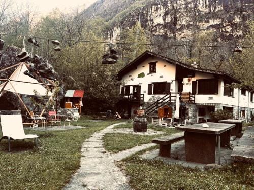 Mate y Moka Hotel in Canton of Ticino